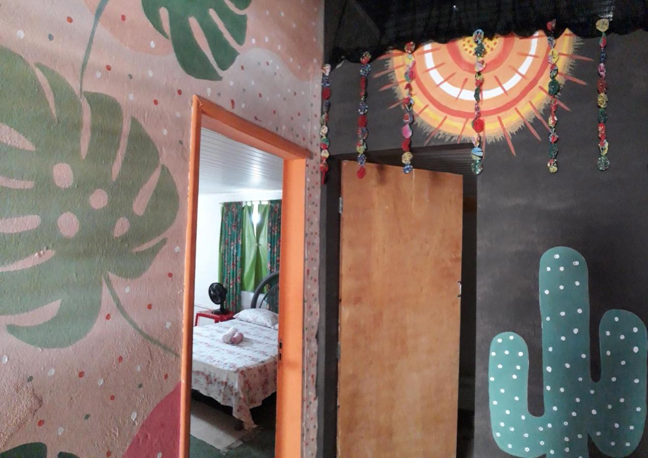 Perto Do Aeroporto De Salvador - Dona Pitanga Hostel เลาโร เด เฟรย์ตัส ภายนอก รูปภาพ