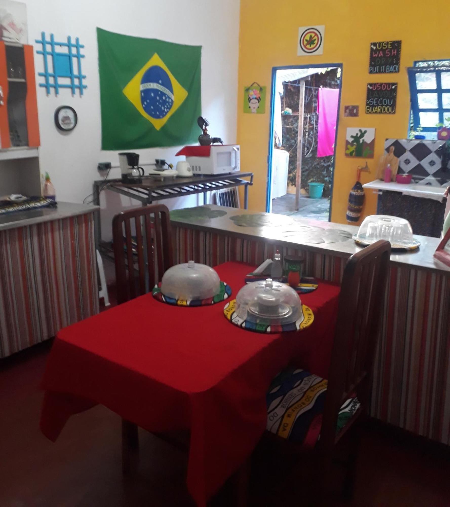 Perto Do Aeroporto De Salvador - Dona Pitanga Hostel เลาโร เด เฟรย์ตัส ภายนอก รูปภาพ