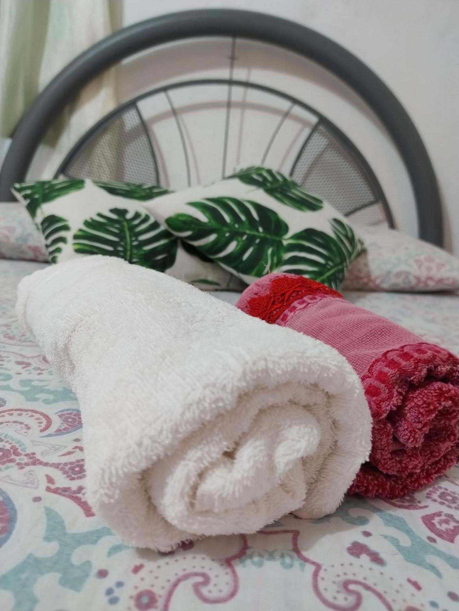 Perto Do Aeroporto De Salvador - Dona Pitanga Hostel เลาโร เด เฟรย์ตัส ภายนอก รูปภาพ